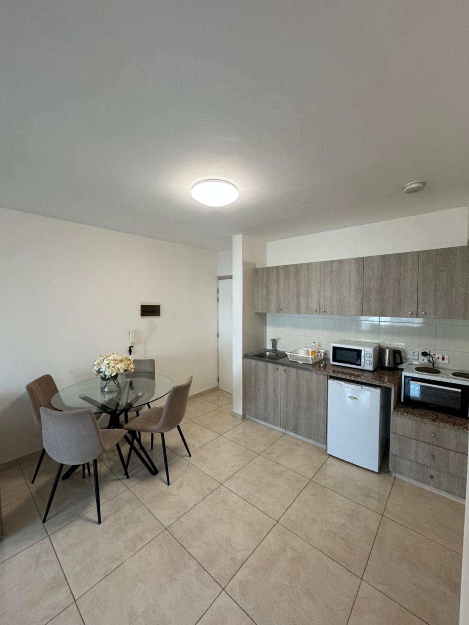 Marianna Hotel Apartments Limassol Exterior foto