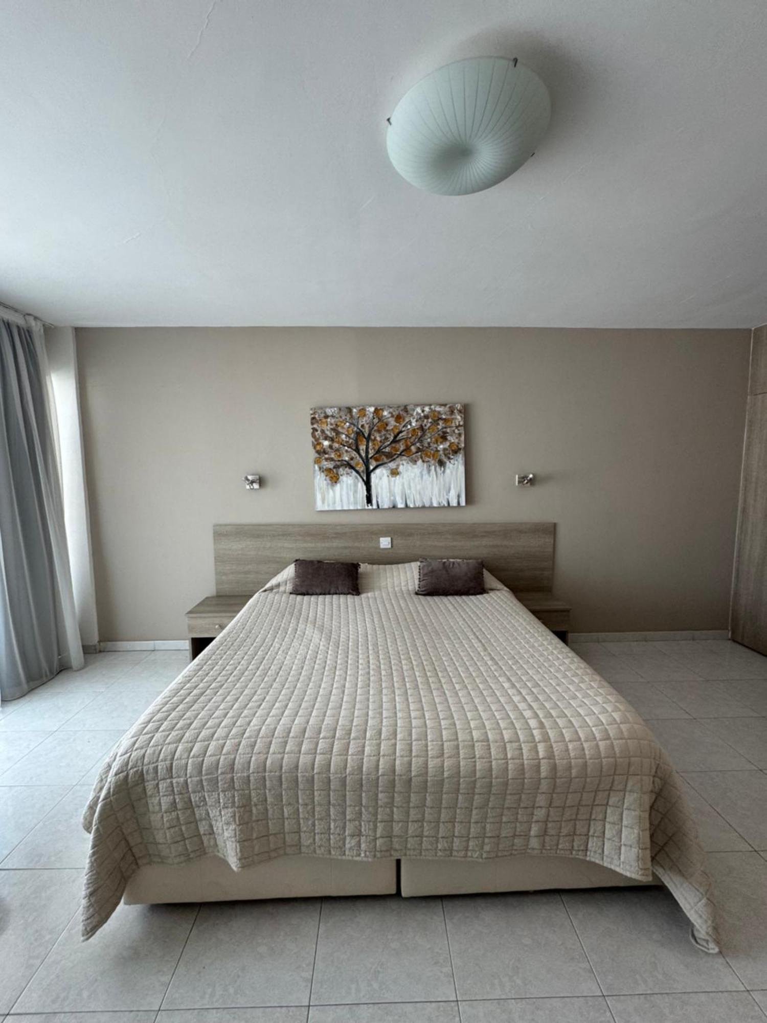 Marianna Hotel Apartments Limassol Exterior foto