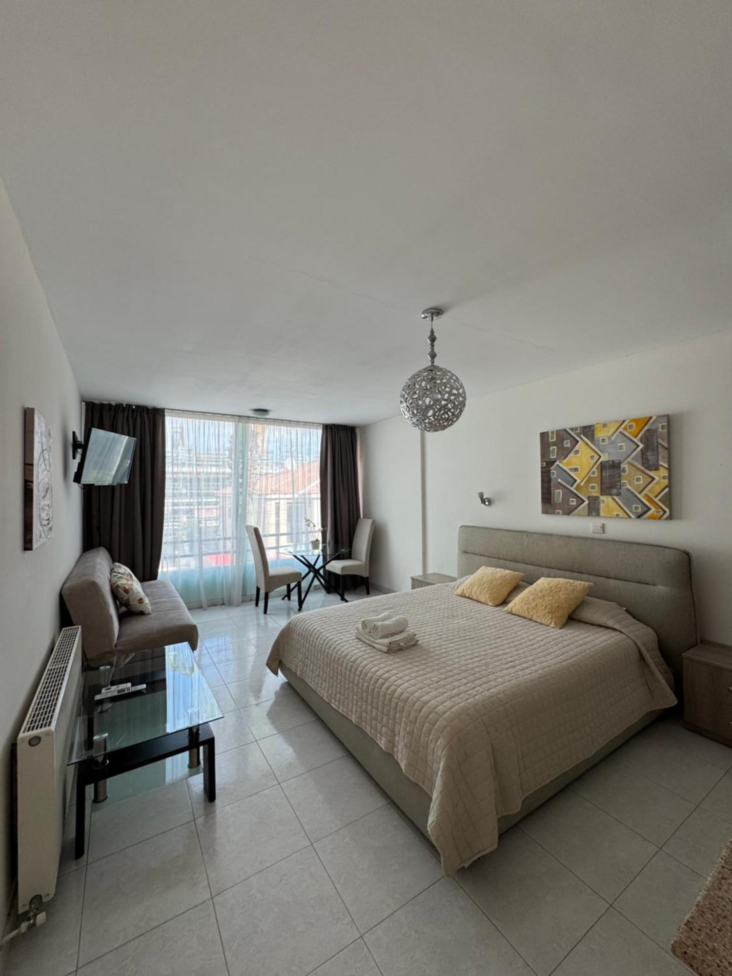Marianna Hotel Apartments Limassol Exterior foto