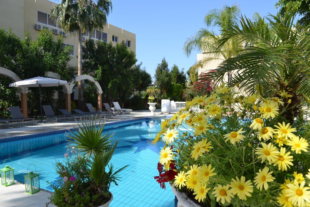 Marianna Hotel Apartments Limassol Exterior foto